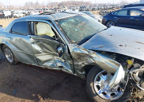 2006 Chrysler 300 Touring из США, поврежденный, VIN 2C3LA53G76H208739